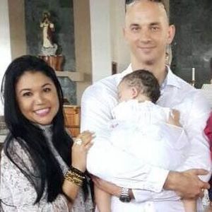 Meet your Posher, Iris